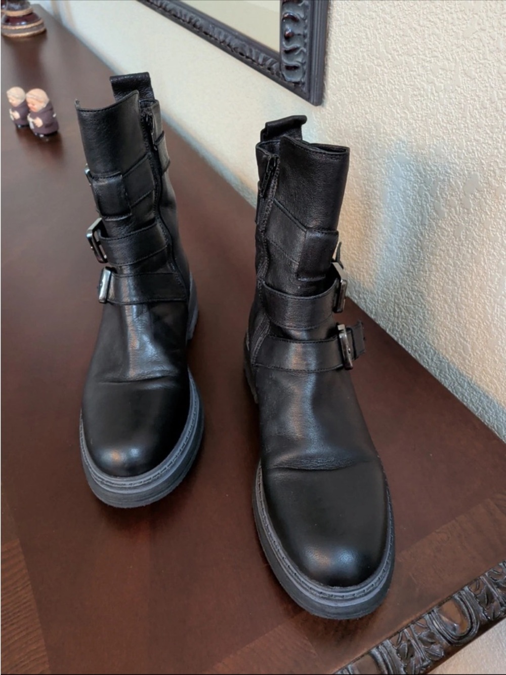 Women’s edgy leather Black boots Buckle Moto Ankle - Picture 6 of 7